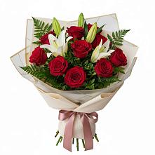 Букет цветов из:  Лилии и Розы в Мошенское