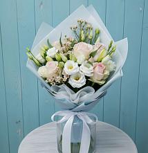 Букет цветов из:  Розы и Лизиантусы #REPLACE_PRED# Мошенское