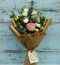 Букет цветов из:  Розы и Лизиантусы в Мошенское