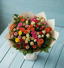 Букет Микс из разноцветных кустовых роз в Мошенское