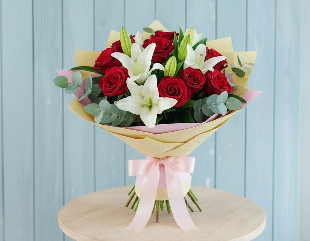 Букет цветов из: Лилии и Розы в Мошенское